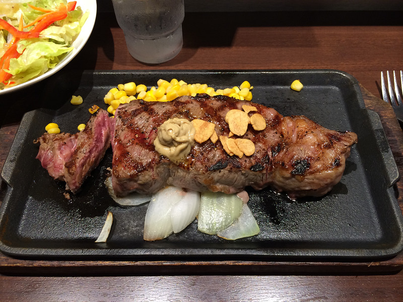 12オンスのステーキ