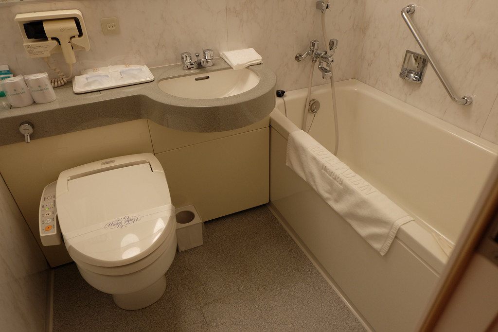 ホテル アド・イン鳴門 ツインルーム バスルーム