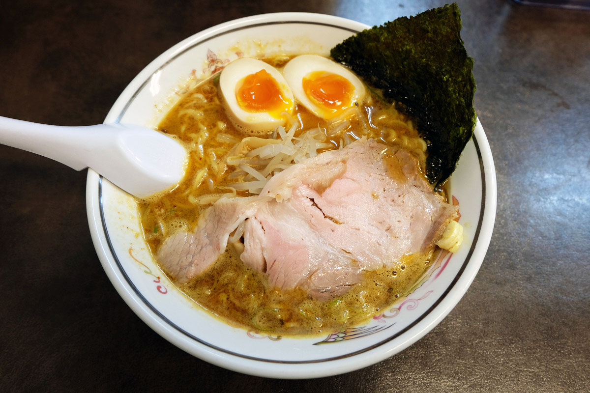 ニンニクラーメン