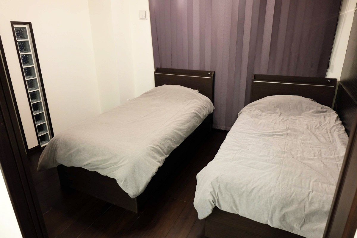 リビング側ベッドルーム