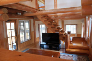 55畳(黒川 森のコテージ 10名用ログハウス)