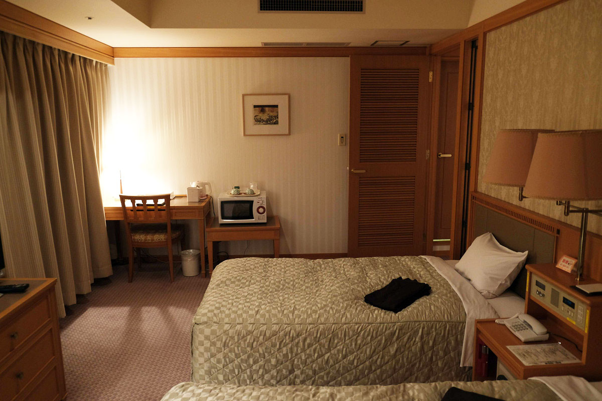 ベッドルーム 入口側