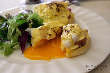 エッグベネディクト