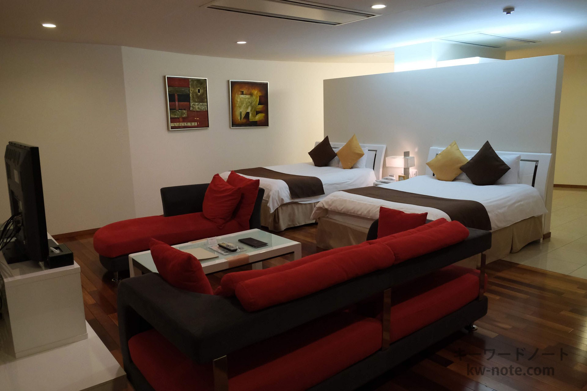 メインルーム入口側