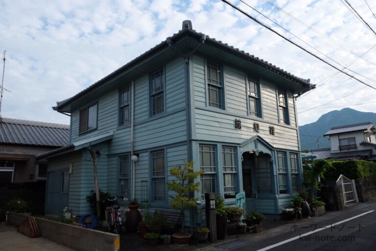 青い理髪館 工房モモ