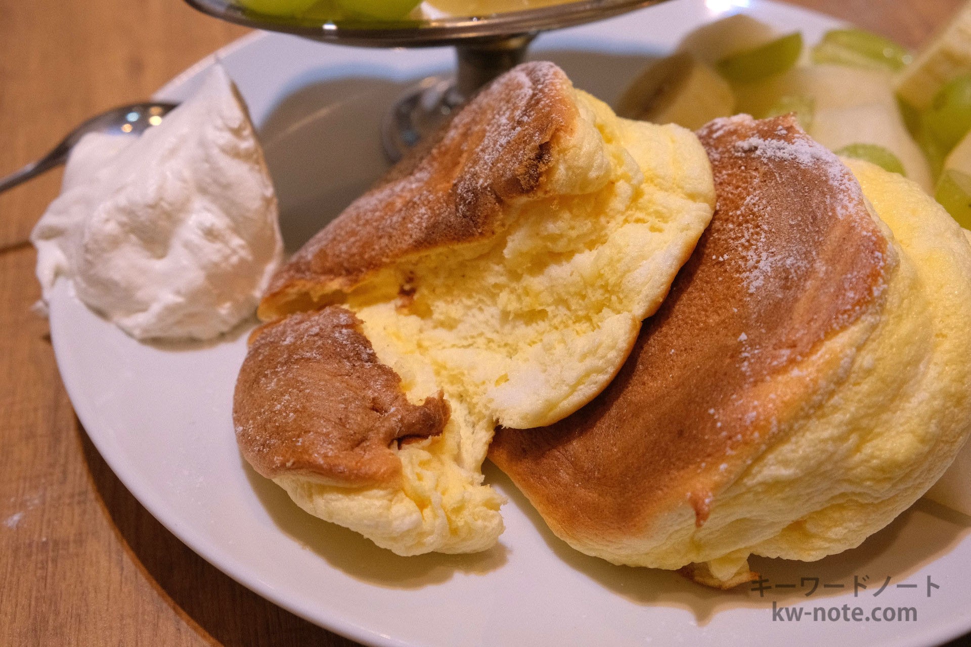 ふわふわ食感のパンケーキ