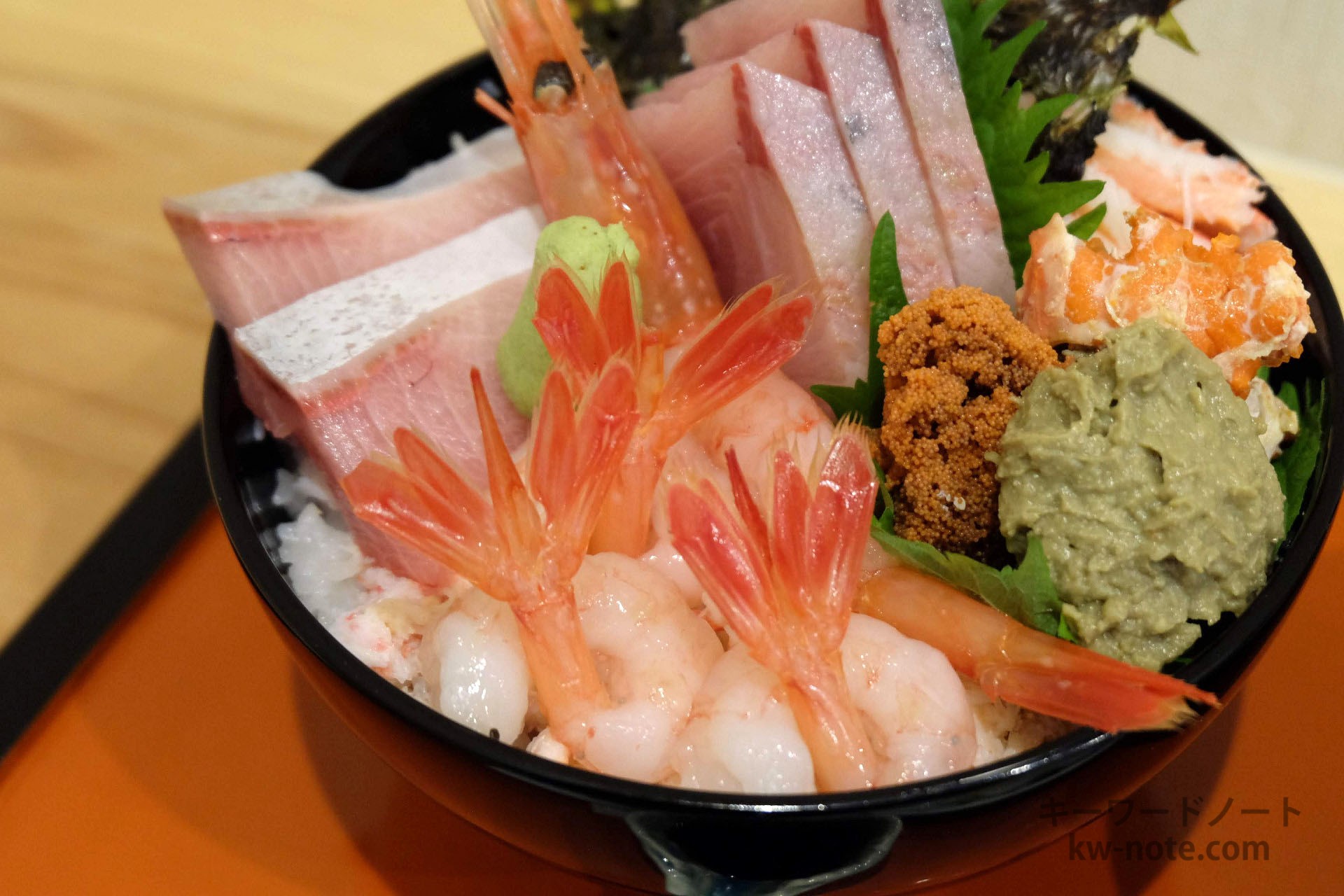 巻かれた甘エビ